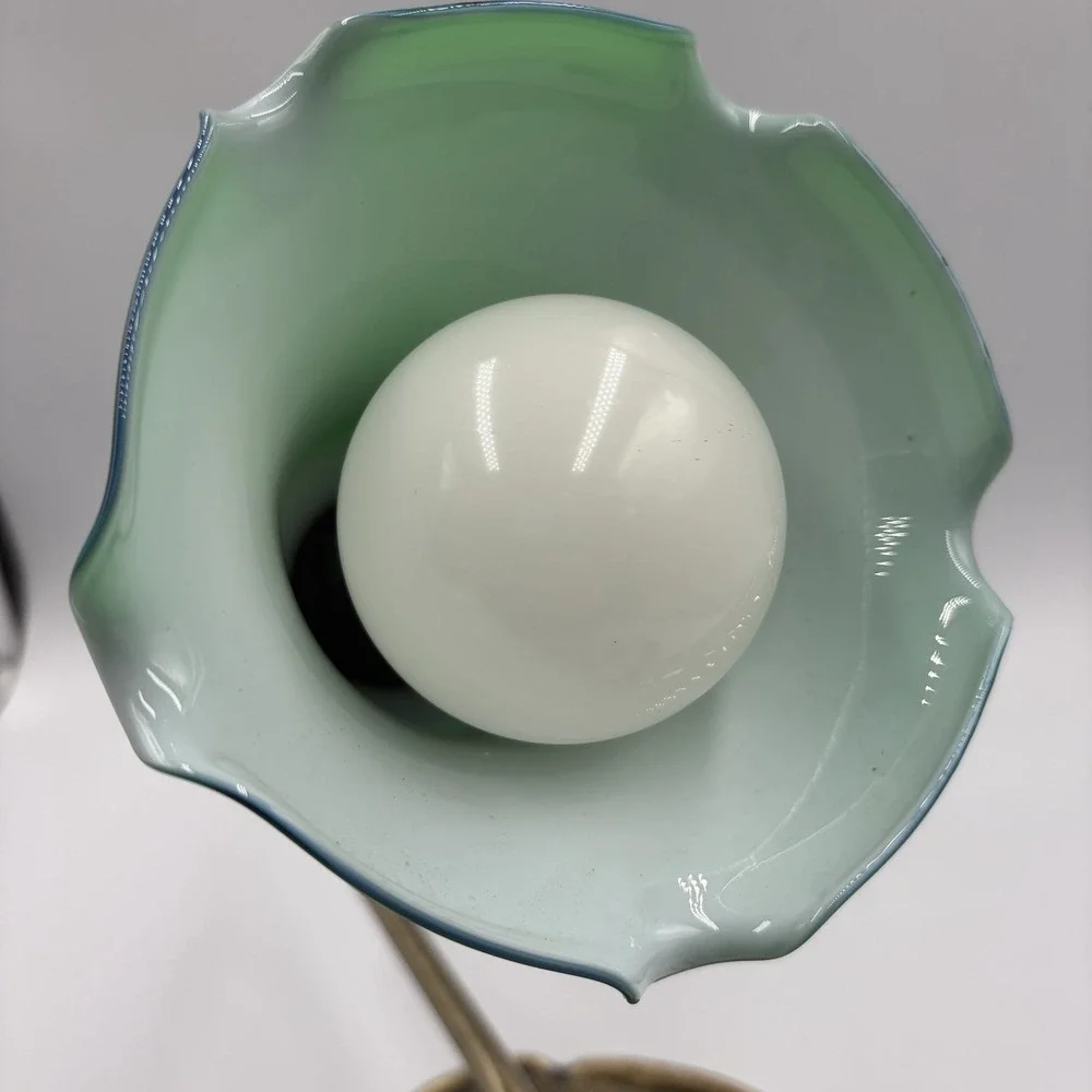 VTG  Brass Lily Pad Gooseneck Desk Lamp Green Ruffle Glass Shade MCM Deco